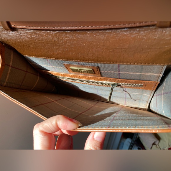 Burberry Crossbody Leather Unisex Bag - Picture 7 of 13